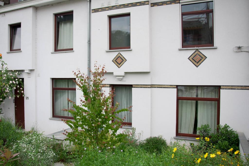 B&B Moensberg Linkebeek ภายนอก รูปภาพ